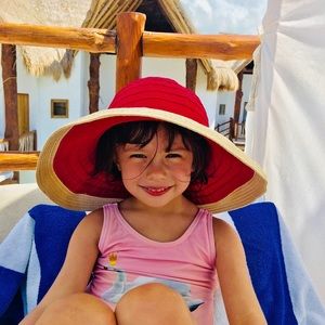 Meet your Posher, Pia